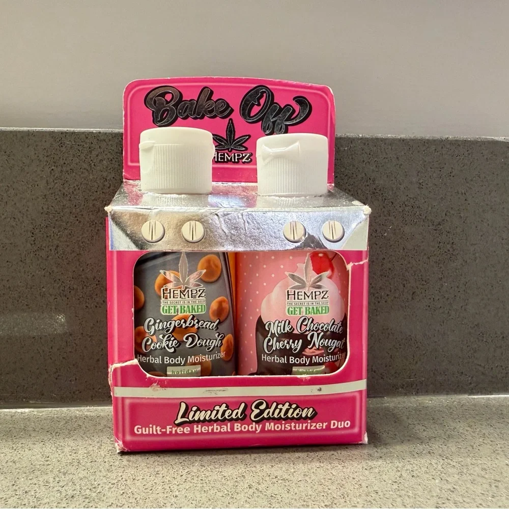 Hempz Bake Off Limited Edition Moisturizer Duo Gingerbread Cherry 2.25oz